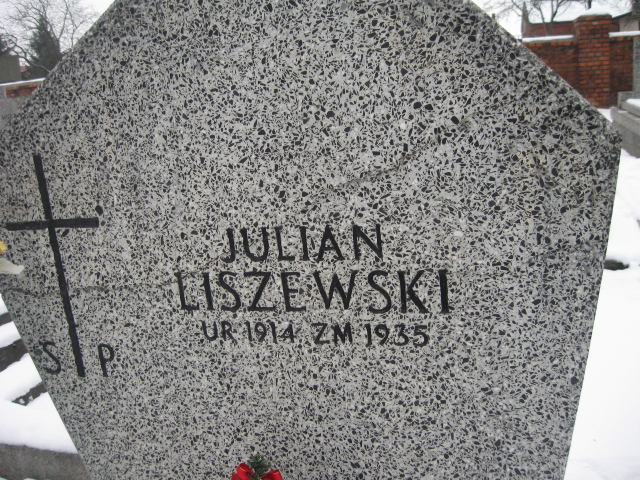 Julian Liszewski 1914 Żyrardów - Grobonet - Wyszukiwarka osób pochowanych