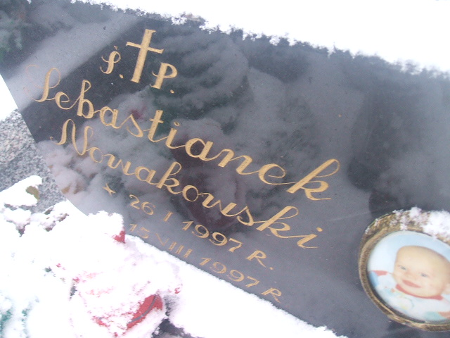 Sebastian Michał Nowakowski 1997 Żyrardów - Grobonet - Wyszukiwarka osób pochowanych