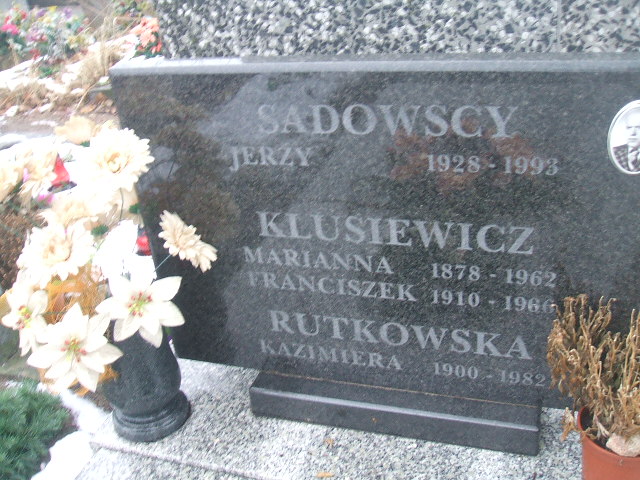 Krystyna Sadowska 1937 Żyrardów - Grobonet - Wyszukiwarka osób pochowanych
