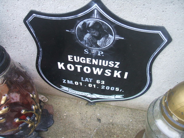 Eugeniusz Kotowski 1942 Żyrardów - Grobonet - Wyszukiwarka osób pochowanych