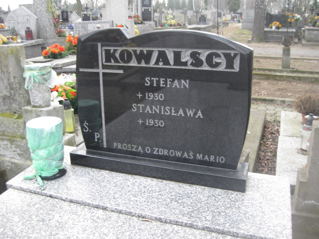 Adela Kowalska Żyrardów - Grobonet - Wyszukiwarka osób pochowanych